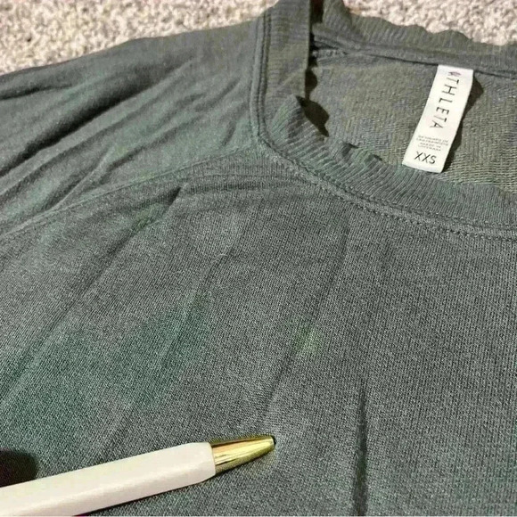 Athleta Women's Size Oversized  Pullover Sweater Green Long Sleeve Size XXS - Picture 8 of 12